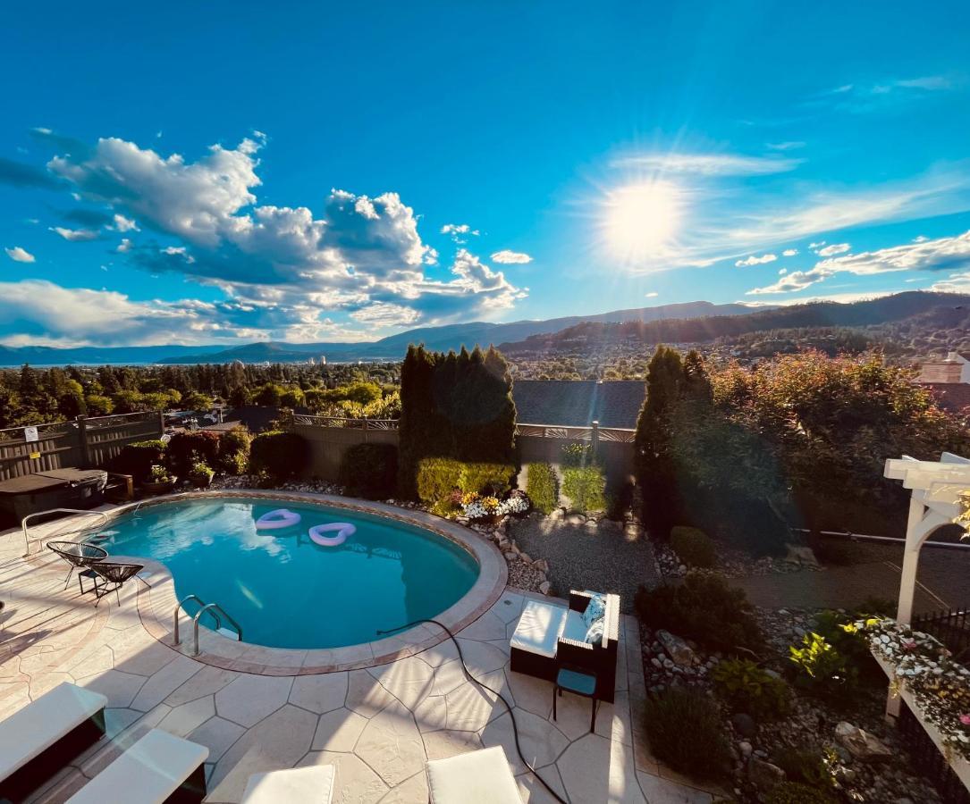 A Vista Villa Couples Retreat 킬로나 외부 사진